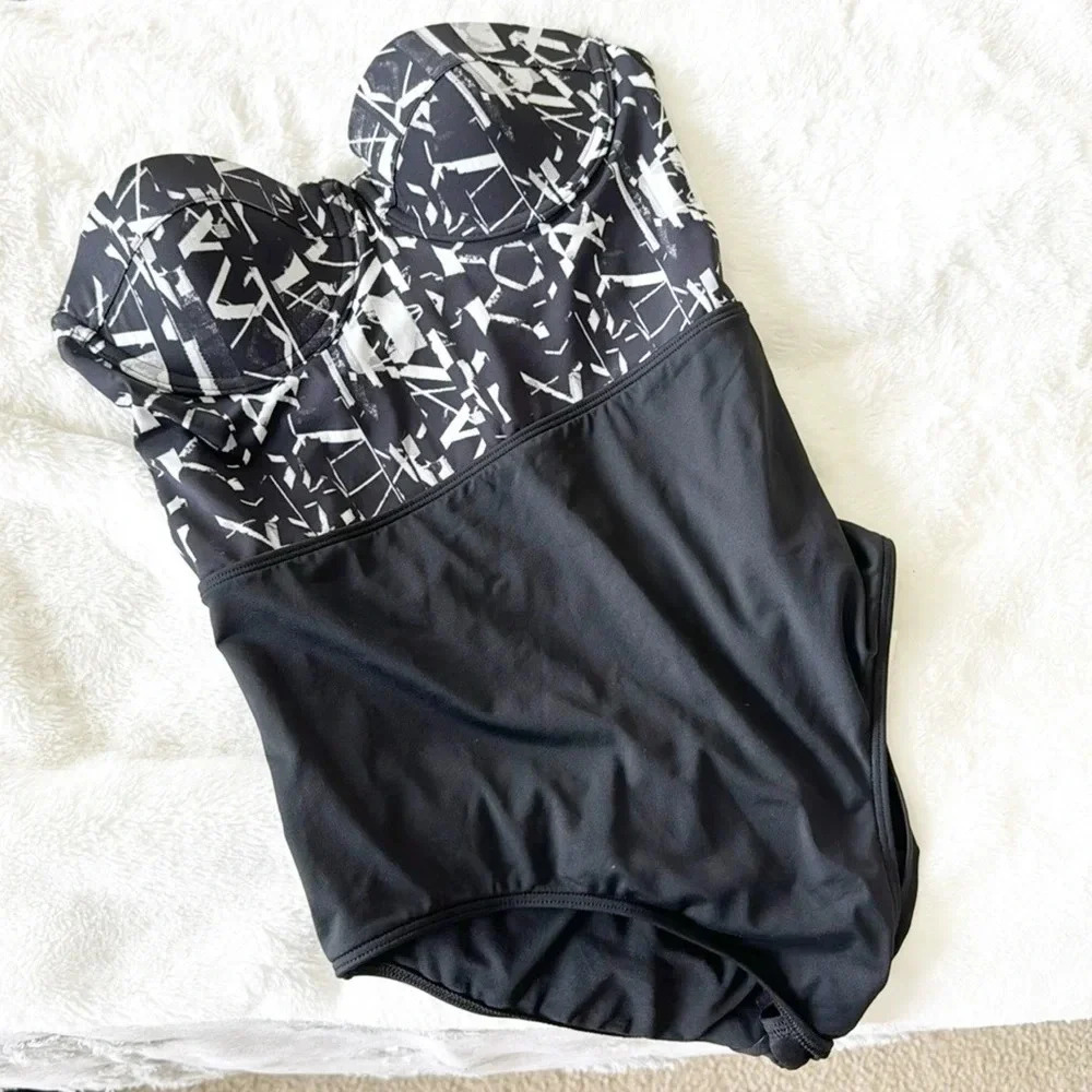 Abercrombie & Fitch Black and White One-Piece Swim Suit